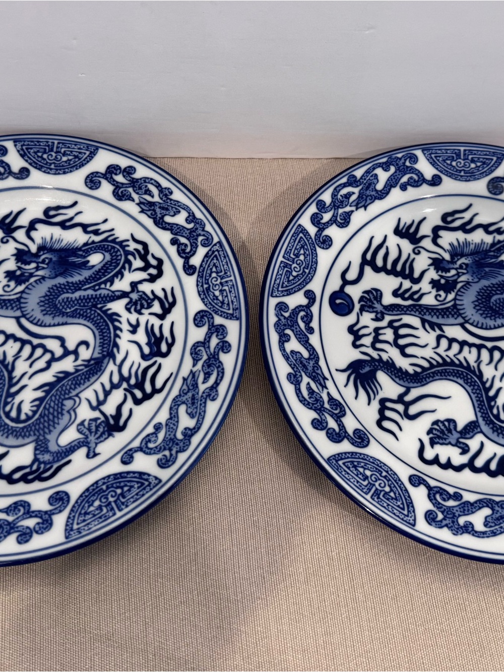 Bombay Blue & White Dragon Ceramic 7.5 inch Salad/Dessert Plates Set of 2
